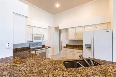7209 Colonial Lake Drive, Riverview, FL 33578 - Photo 10