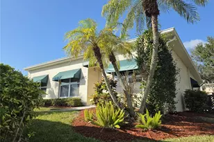 6650 100th Way N, Saint Petersburg, FL 33708 - Photo 1