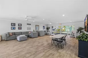 8815 Bay Pointe Dr, Tampa, FL 33615 - Photo 30