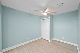 642 Boca Ciega Point Blvd S, Saint Petersburg, FL 33708 - Photo 30