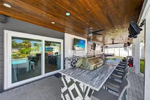 513 Dolphin Ave SE, Saint Petersburg, FL 33705 - Photo 32