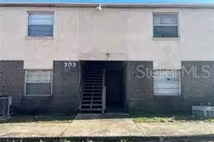 305 E Wellington Ct, Tampa, FL 33604 - Photo 2