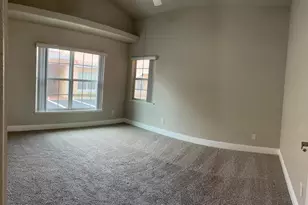 225 David Walker Dr, Tavares, FL 32778 - Photo 16