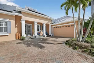 719 Islebay Dr, Apollo Beach, FL 33572 - Photo 82