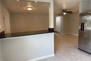 5208 Hill Dr, Zephyrhills, FL 33542 - Photo 10