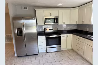 5208 Hill Drive, Zephyrhills, FL 33542 - Photo 8