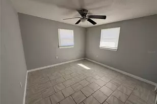 5208 Hill Dr, Zephyrhills, FL 33542 - Photo 18