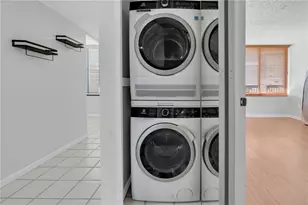 9495 Blind Pass Rd, Saint Pete Beach, FL 33706 - Photo 24