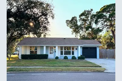 4700 Chancellor Street NE, Saint Petersburg, FL 33703 - Photo 2