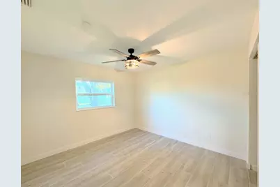 4700 Chancellor Street NE, Saint Petersburg, FL 33703 - Photo 12