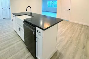 4700 Chancellor St NE, Saint Petersburg, FL 33703 - Photo 12