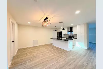 4700 Chancellor Street NE, Saint Petersburg, FL 33703 - Photo 6