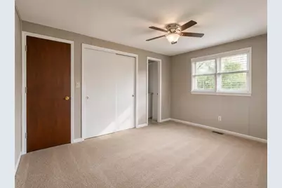 8428 Anay Court, New Port Richey, FL 34653 - Photo 10