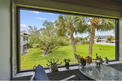 549 Walden Court, Dunedin, FL 34698 - Photo 12