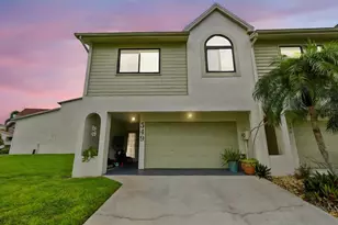 549 Walden Ct, Dunedin, FL 34698 - Photo 1