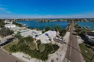 16101 Redington Dr, Redington Beach, FL 33708 - Photo 6