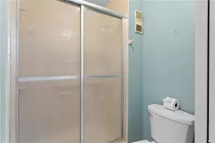 1601 43rd Street N, Saint Petersburg, FL 33713 - Photo 28