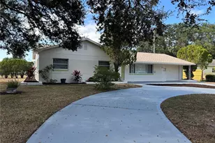 1700 63rd St N, Saint Petersburg, FL 33710 - Photo 2