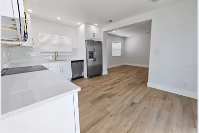 6405 N Hale Avenue, Tampa, FL 33614 - Photo 12