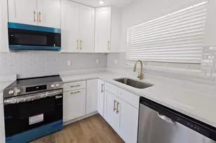 6405 N Hale Ave, Tampa, FL 33614 - Photo 10