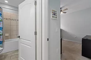12409 Brick Cobblestone Dr, Riverview, FL 33579 - Photo 32