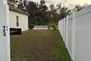 12409 Brick Cobblestone Dr, Riverview, FL 33579 - Photo 4