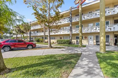 2416 World Parkway Boulevard #26, Clearwater, FL 33763 - Photo 2