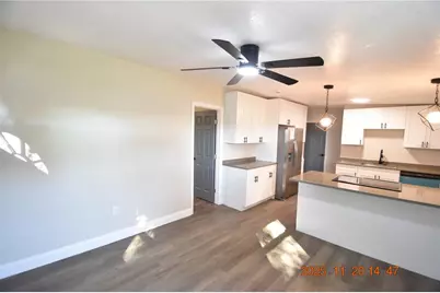 825 Lincoln Avenue, Tarpon Springs, FL 34689 - Photo 4