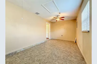 7322 54th Avenue N, Saint Petersburg, FL 33709 - Photo 32