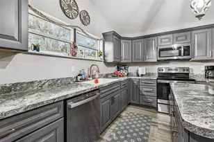 748 McClellan Rd, Frostproof, FL 33843 - Photo 8