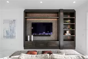 1037 Royal Pass Rd, Tampa, FL 33602 - Photo 22