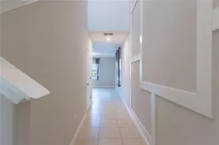 9739 Lemon Drop Loop, Sun City Center, FL 33573 - Photo 4