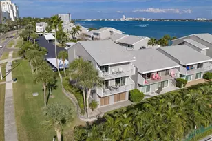 1351 Gulf Blvd, Clearwater Beach, FL 33767 - Photo 6