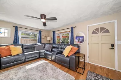 550 3rd Street SW, Largo, FL 33770 - Photo 12
