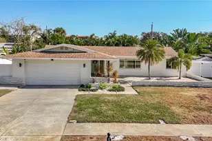 9585 Portside Dr, Seminole, FL 33776 - Photo 1