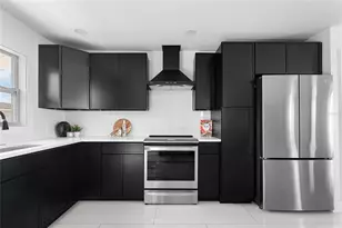 4808 W Bay Ct Ave, Tampa, FL 33611 - Photo 12