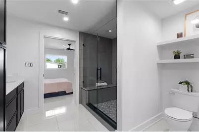 4808 W Bay Court Avenue, Tampa, FL 33611 - Photo 36