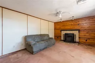 2641 McIntosh Rd, Dover, FL 33527 - Photo 6