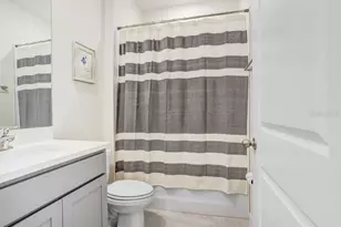 33570 Darley Dl Trl, Wesley Chapel, FL 33545 - Photo 8