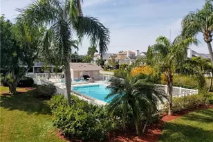 255 Capri Cir N, Treasure Island, FL 33706 - Photo 52