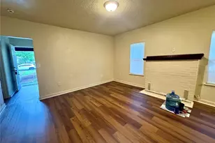 665 26th Ave S, Saint Petersburg, FL 33705 - Photo 8