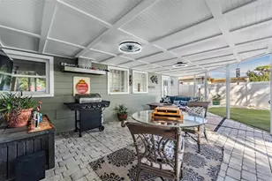 9854 51st Ave N, Saint Petersburg, FL 33708 - Photo 10