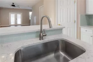 4930 Elizabeth Anne Cir, Tampa, FL 33616 - Photo 12