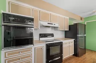 829 Fox Hills Dr, Sun City Center, FL 33573 - Photo 26