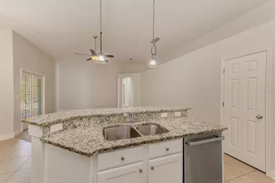 2134 Valterra Vista Way, Valrico, FL 33594 - Photo 6