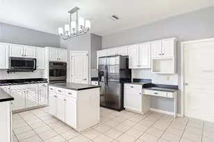 8708 Bay Laurel Ct, Tampa, FL 33647 - Photo 22