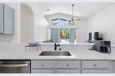 2807 Manning Drive, Trinity, FL 34655 - Photo 14