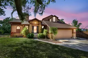 411 SW 12th St, Ruskin, FL 33570 - Photo 1