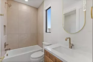 2320 W North B St, Tampa, FL 33609 - Photo 22