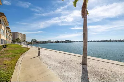 5020 Brittany Drive S #124, Saint Petersburg, FL 33715 - Photo 6